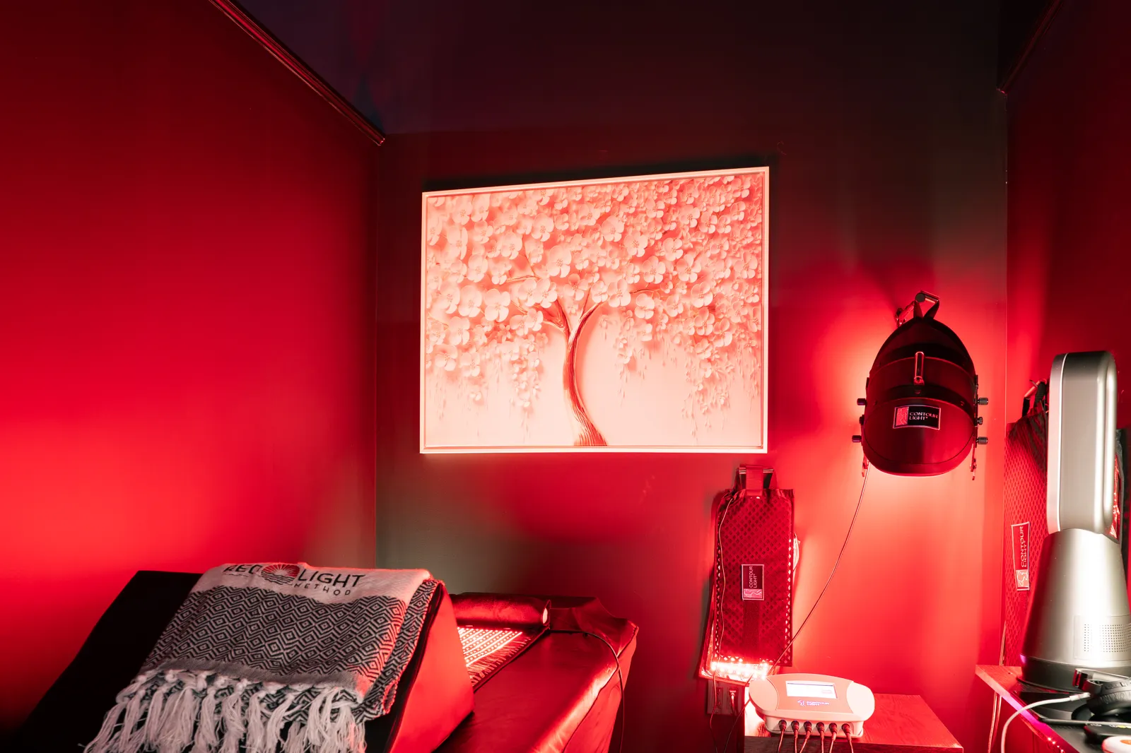 The Gift of Glow: Red Light Method Commack Is Launching Gift Cards This Month, Just in Time for the Holidays