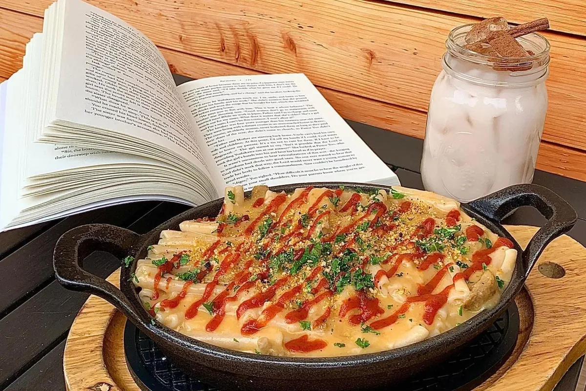 The Purple Elephant of Northport is a Vegan's Delight