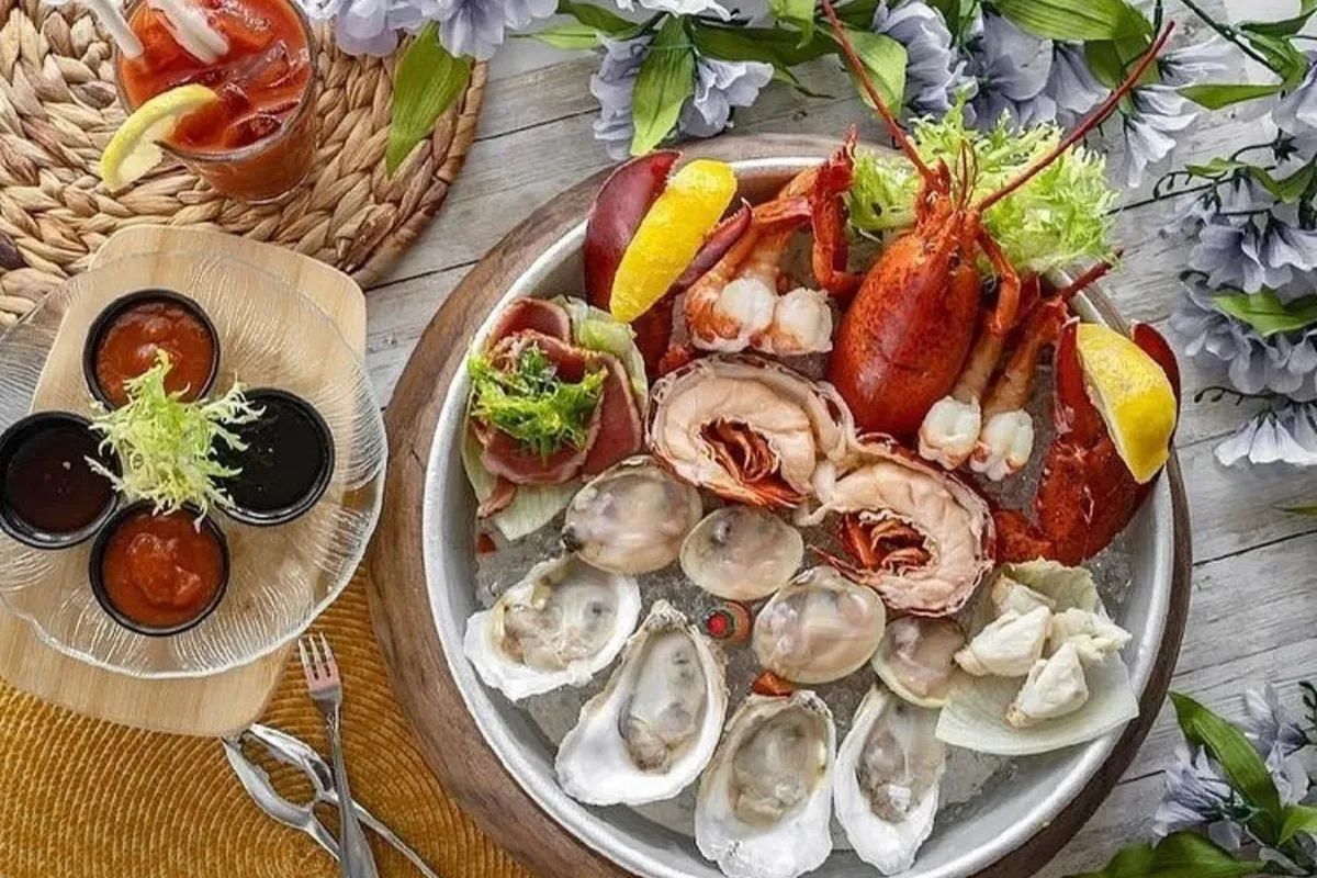 Seafood Restaurants to Try on the South Shore 🐟
