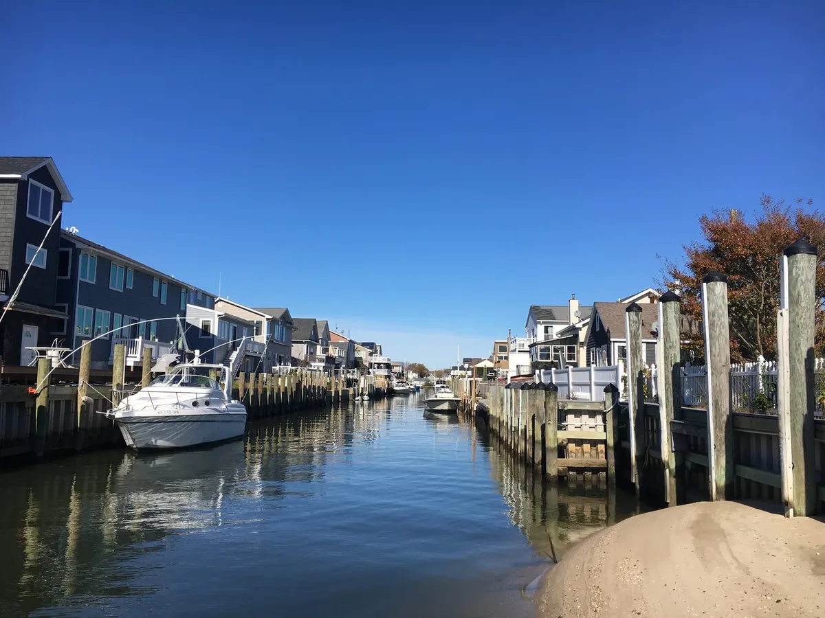 Village of Lindenhurst 2021 Dock Space Lottery Forms Available