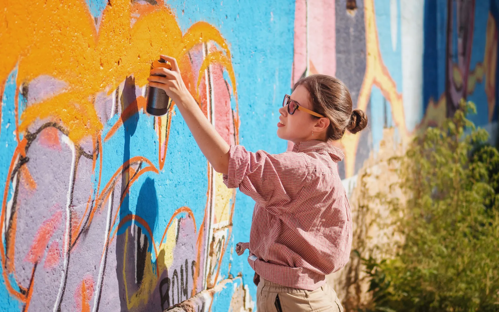 Amityville Will Pay Up to $15,000 for a Mural on Broadway. You Do Not Need to Have Painted One Before.