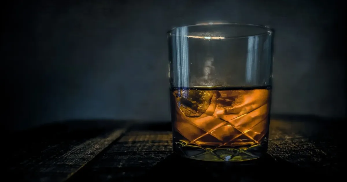 Sag Harbor's Social Scene: A Guide to the Top 5 Bars You Need to Experience