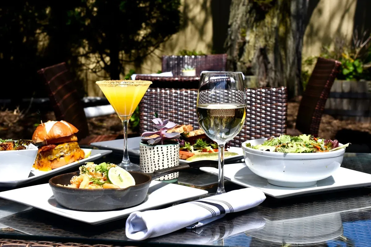 Top Ten Must Try Restaurants in Babylon
