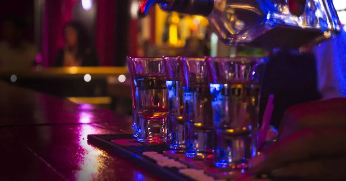 Discover the Best Bars in Lindenhurst for an Unforgettable Night Out