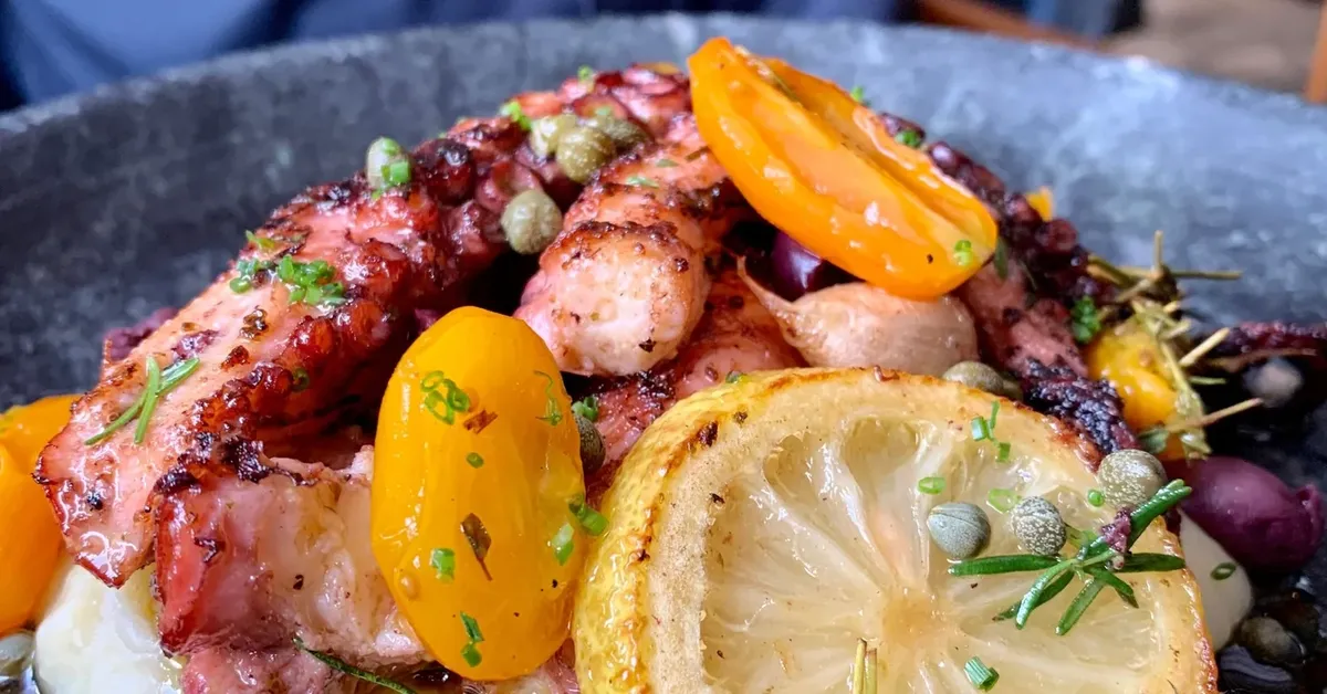 Indulge in Hamptons' Culinary Delights: Top 5 Must-Try Restaurants