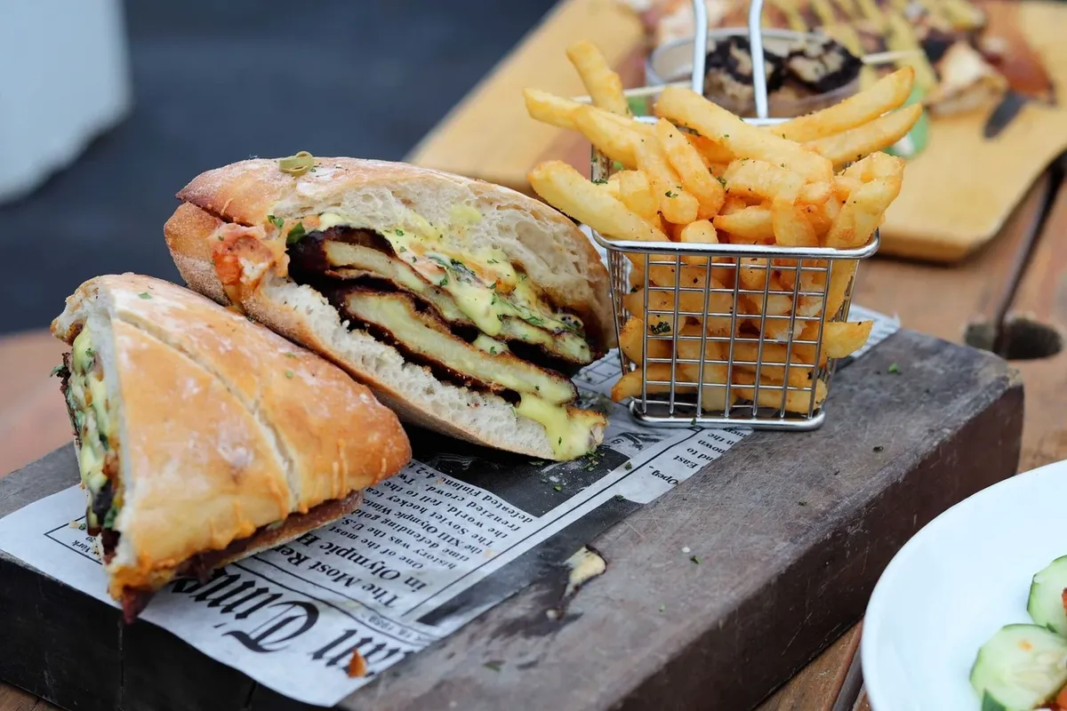 Must-Try Lindenhurst Restaurants