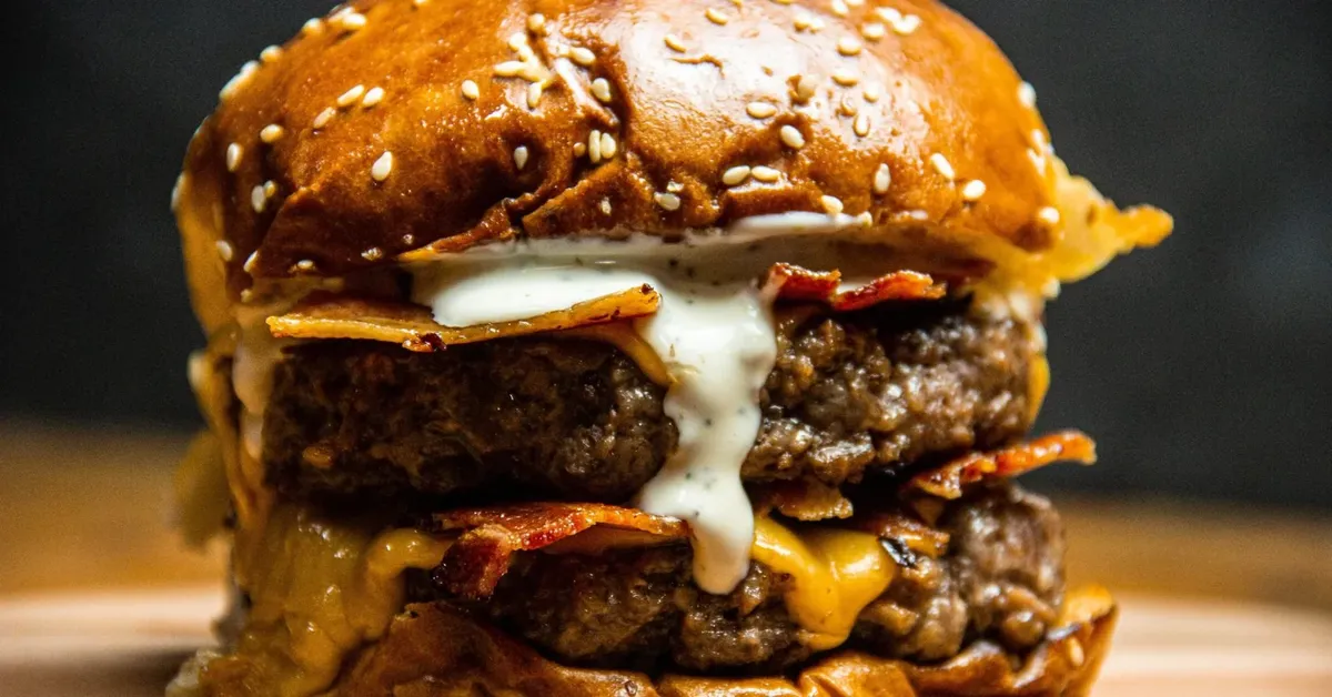 Nocturnal Noshing: Exploring Long Island's Best Late-Night Eats