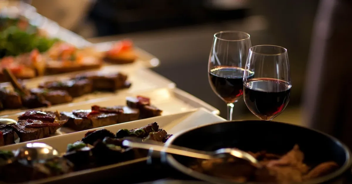 Long Beach Culinary Escapade: 5 Must-Try Restaurants for Unparalleled Dining