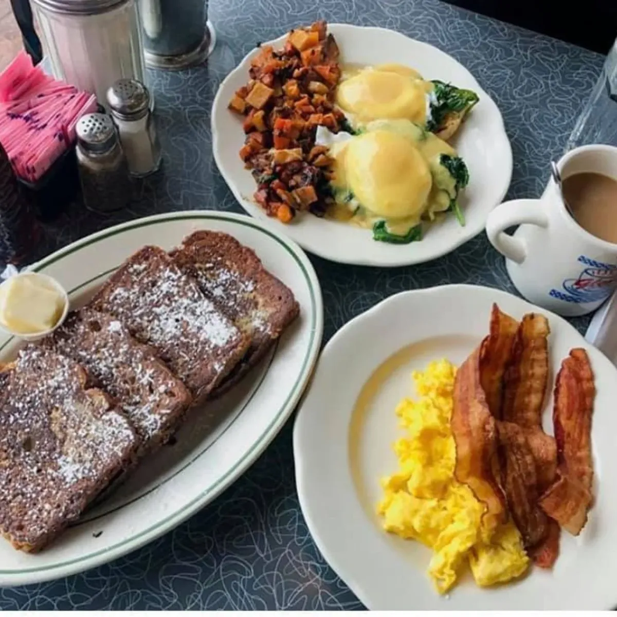   -Photo Credit:    Glen's Dinette   