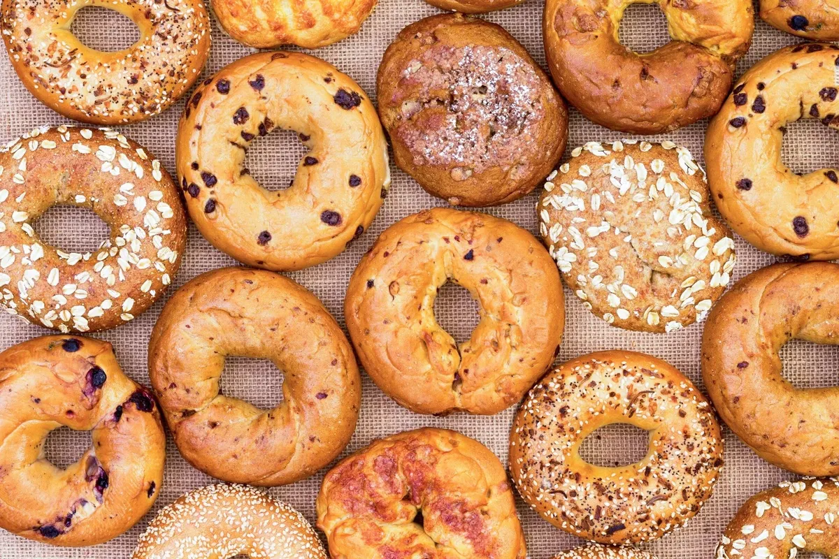 6 Great South Shore Bagel Shops 🥯