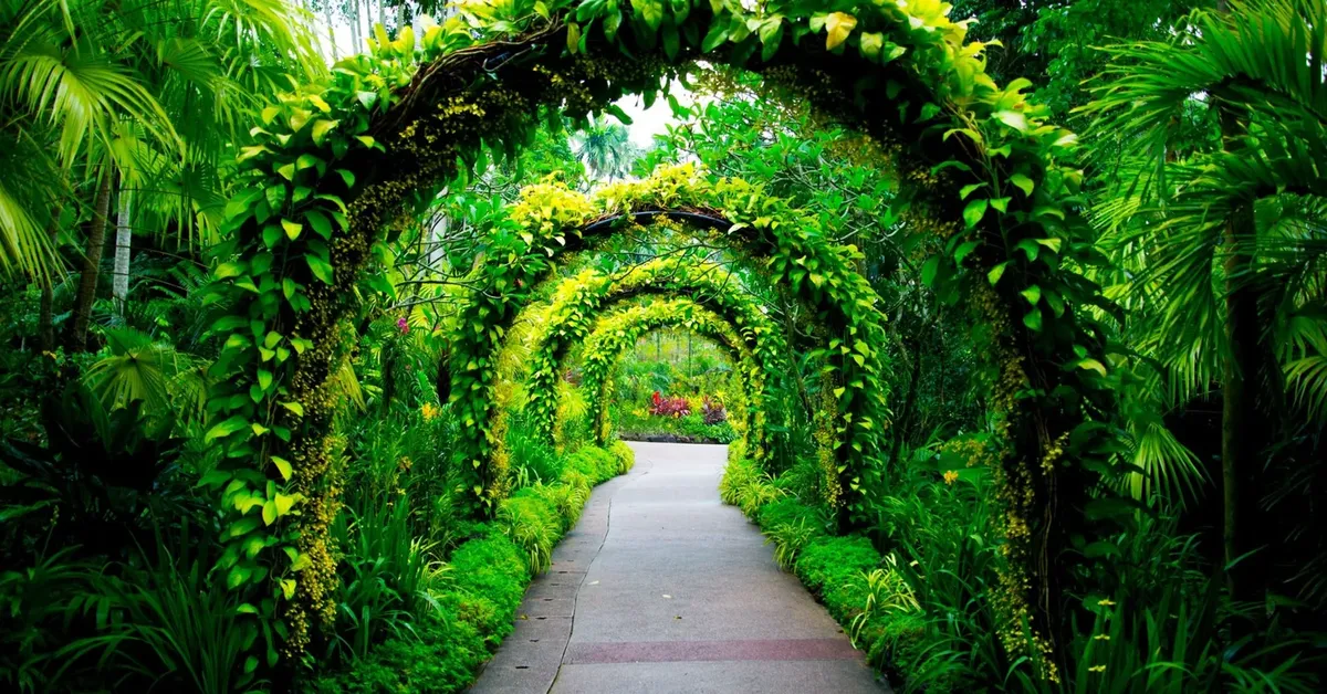Long Island's Enchanting Botanical Gardens: A Blooming Paradise