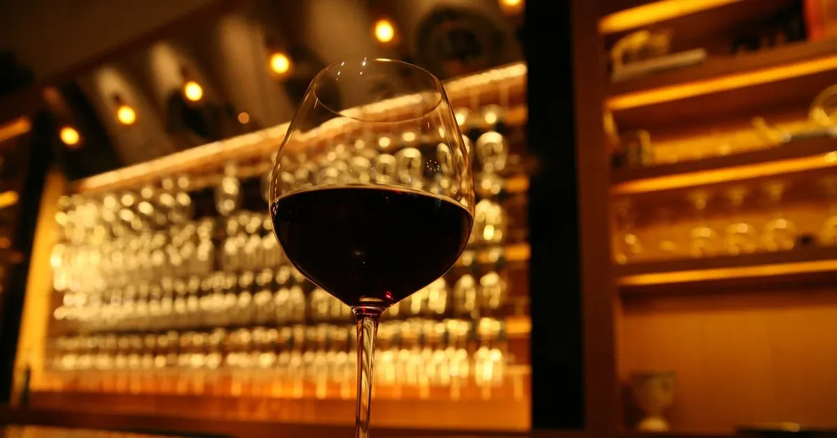 Cheers to the Best Bars in Port Washington